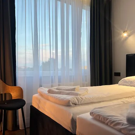 Luna Self Check-in Hotel 3*