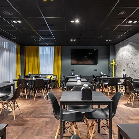 Luna Self Check-in 3* Klaipeda