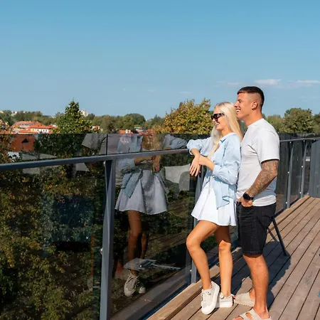 Luna Self Check-in Hotel