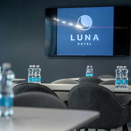 Luna Self Check-in Hotel