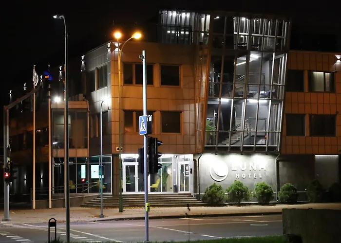 Luna Self Check-in Hotel 3*