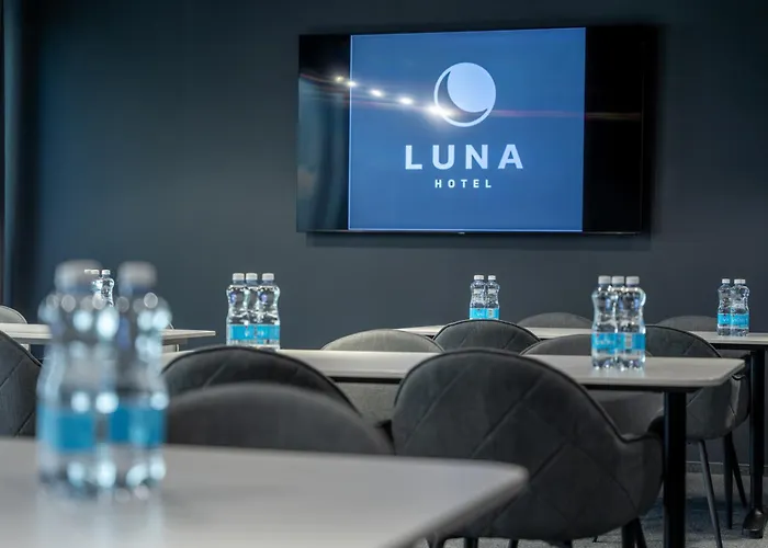 Luna Self Check-in Hotel