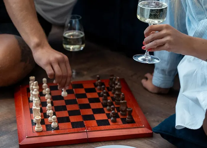 Luna Self Check-in 3*