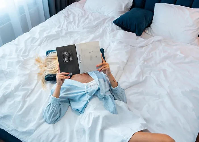 Luna Self Check-in 3*