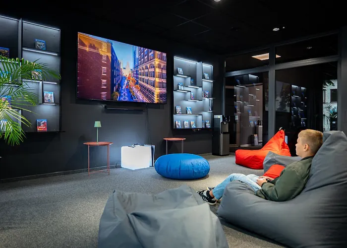 Luna Self Check-in 3*